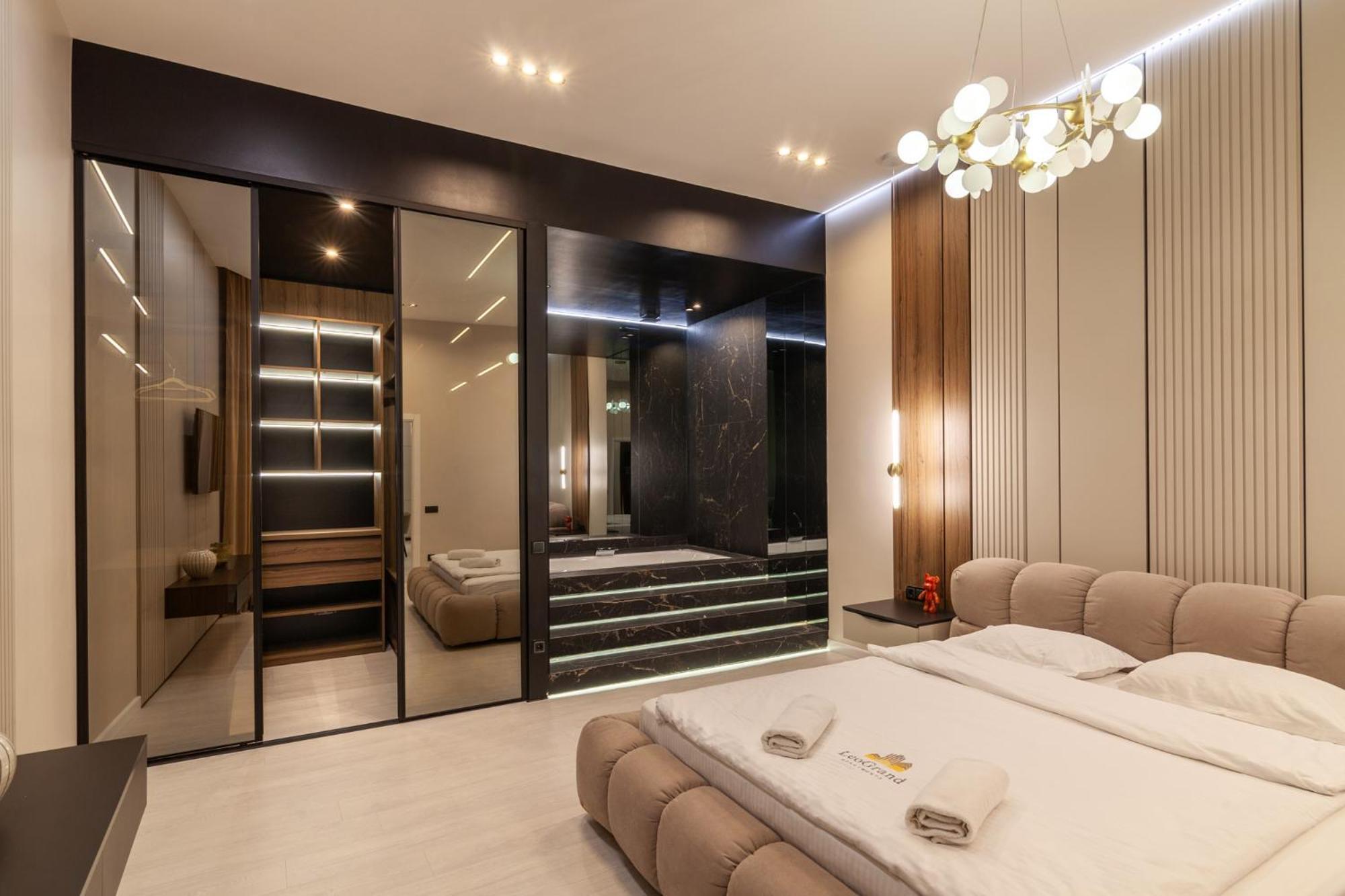 Leogrand Jacuzzi On Malaniuka 2 Apartment Lviv